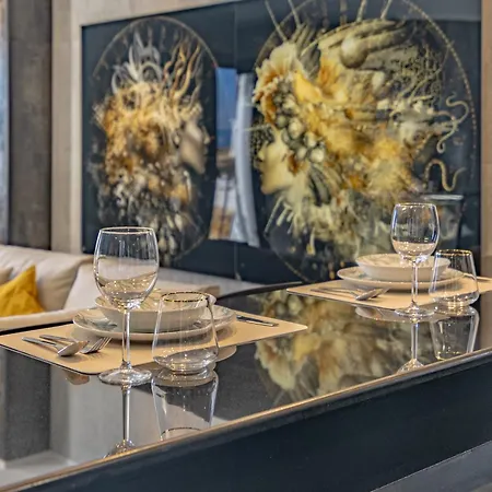Starlite Marina Puerto Banus *
